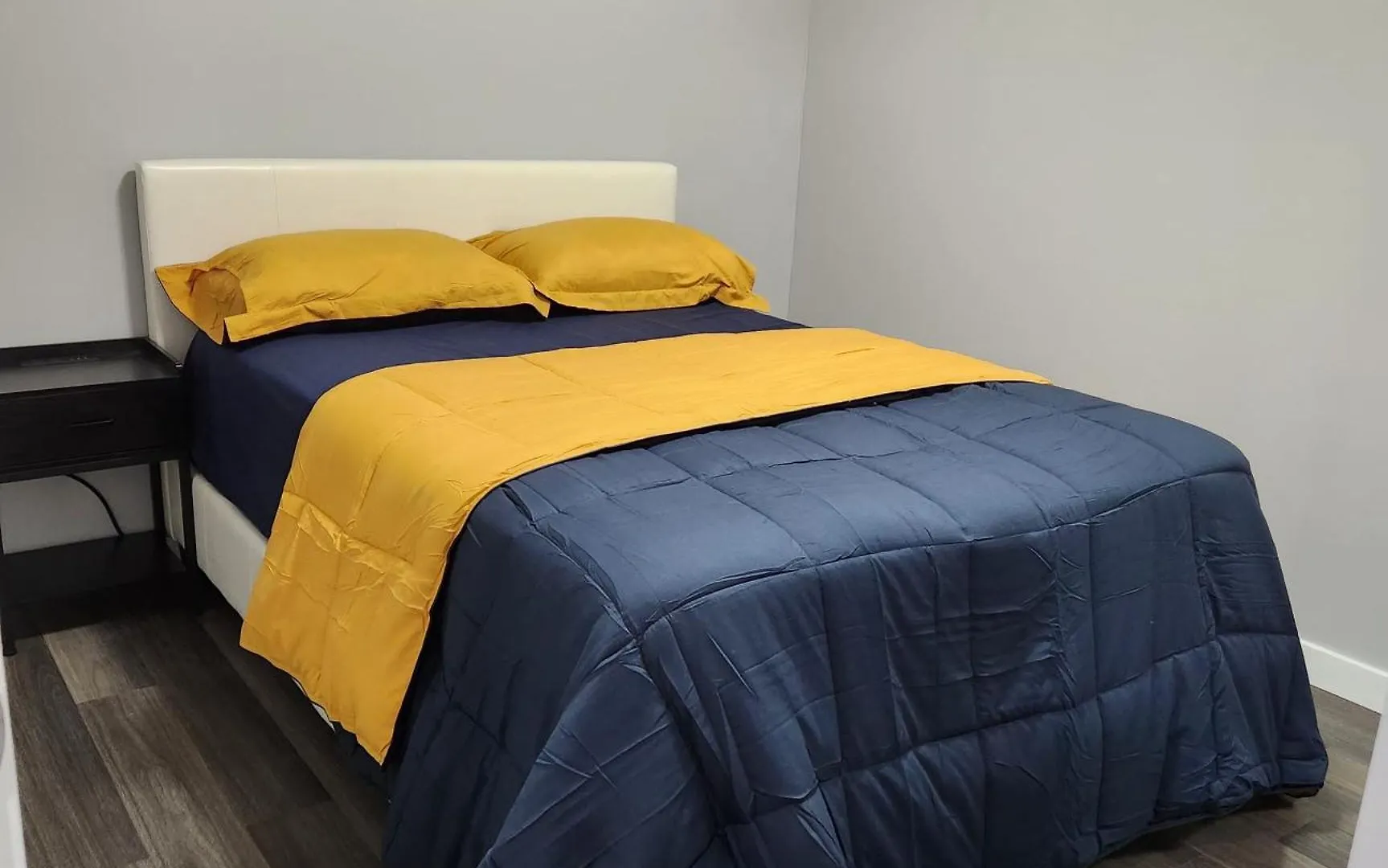 Pensjonat Entire Basement Suite With Private Entrance Winnipeg